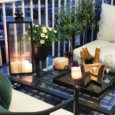 Le Fortuny - 3 Suites, 2 Apparts, 1 - Proche Tram Ligne Aeroport Et Parking Gratuit Bed & Breakfast